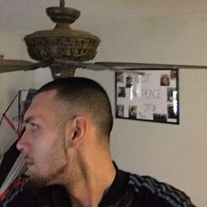 Meet your Posher, Daniel